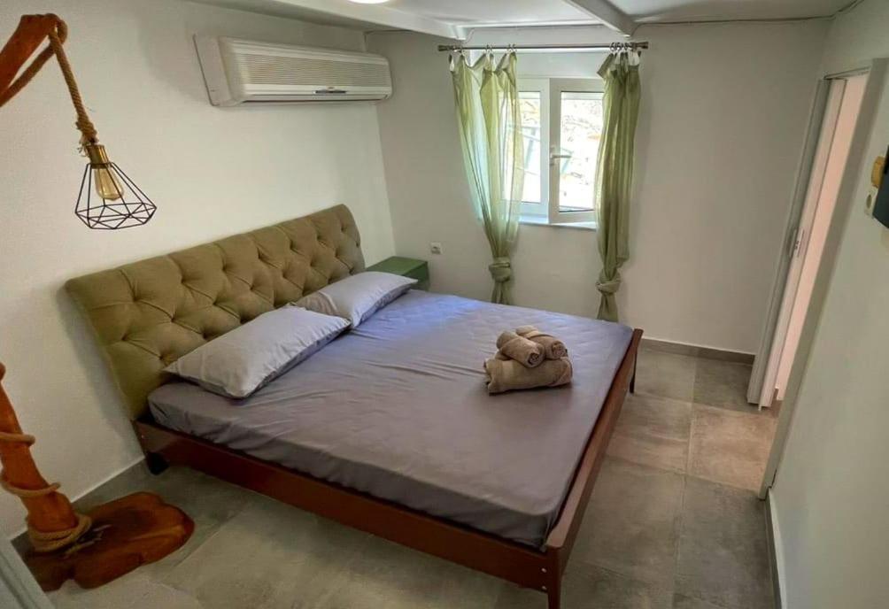 Dk House1 *